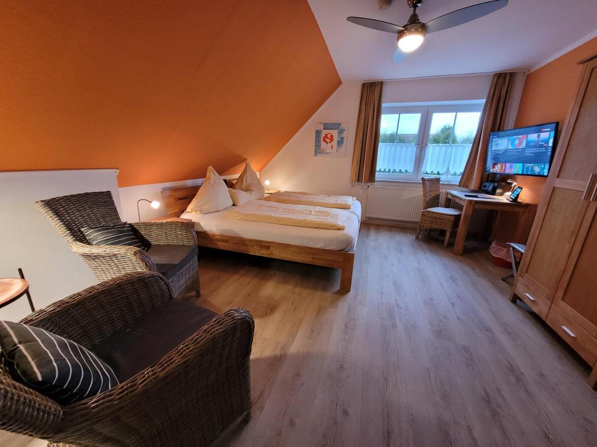 Krummhörn Naturwert Hotel Garni Ursula מראה חיצוני תמונה