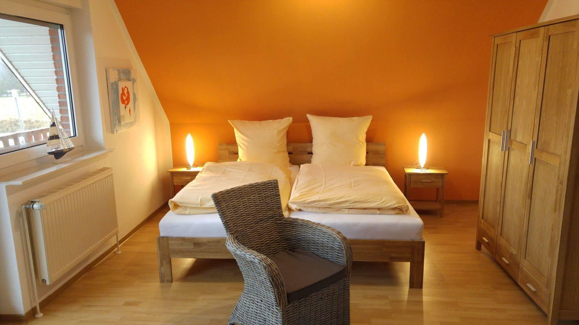 Krummhörn Naturwert Hotel Garni Ursula מראה חיצוני תמונה