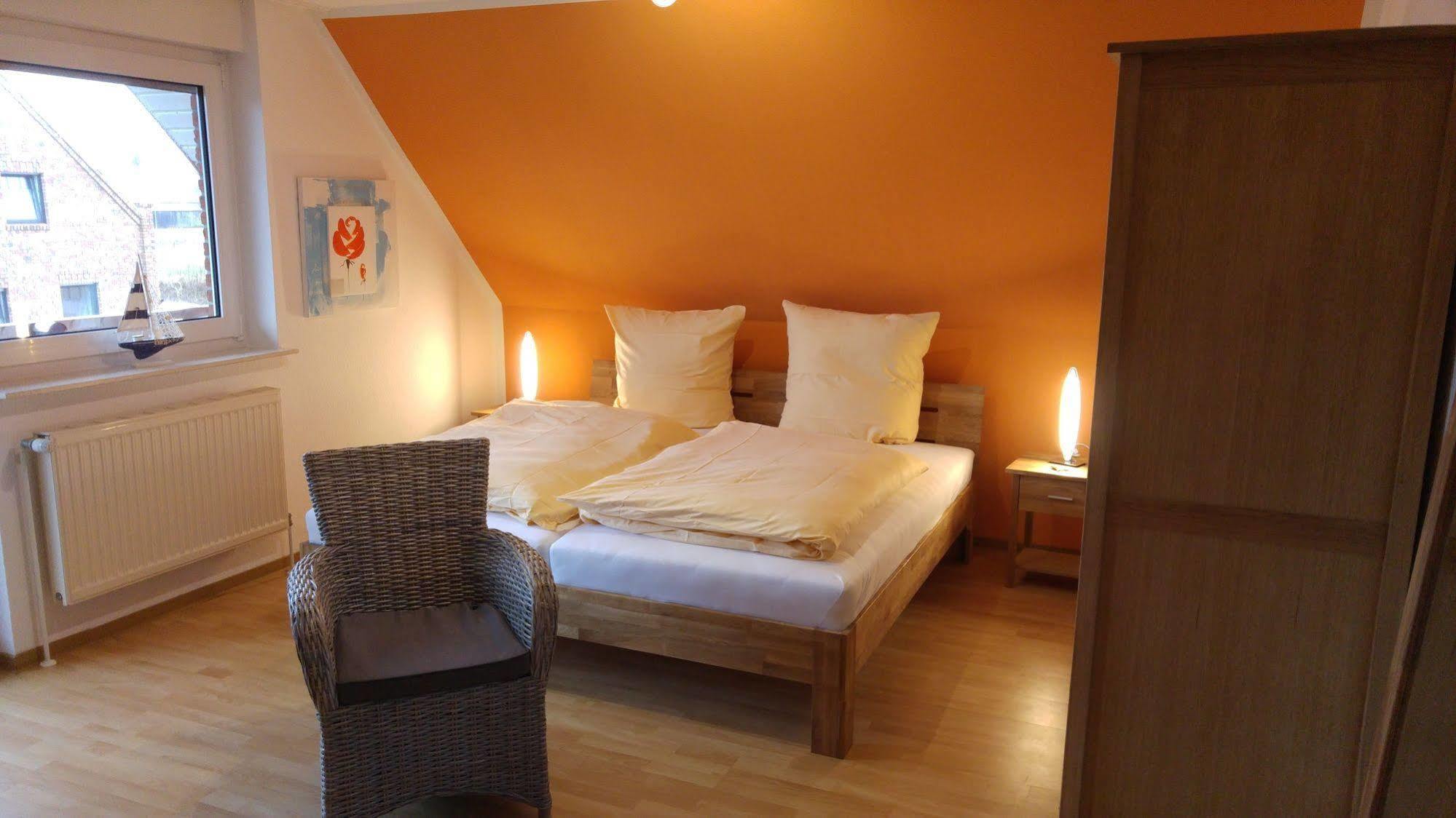 Krummhörn Naturwert Hotel Garni Ursula מראה חיצוני תמונה